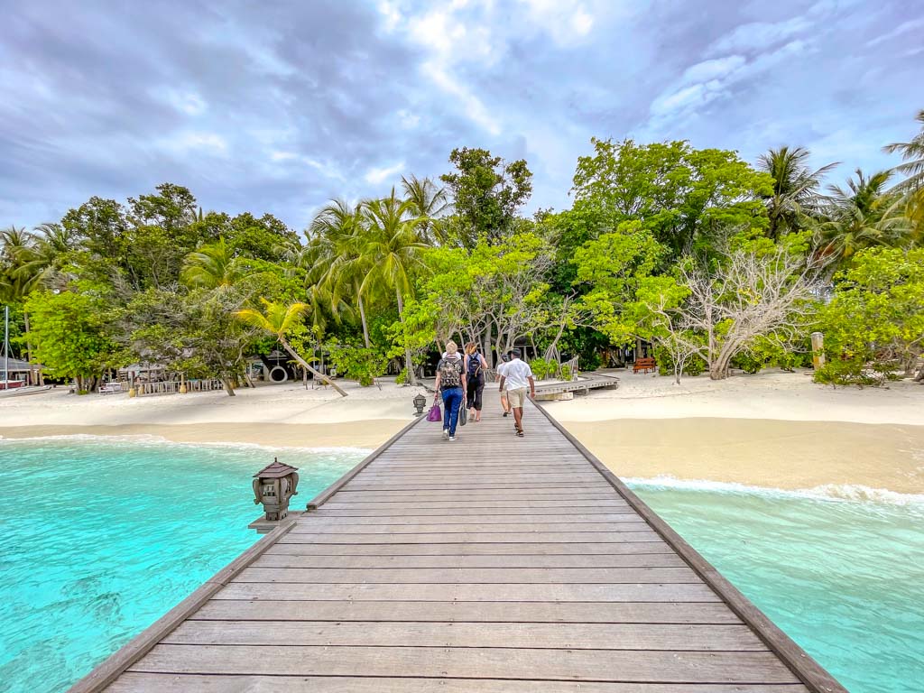 transfer to Royal Island Resort Maldives - laugh travel eat