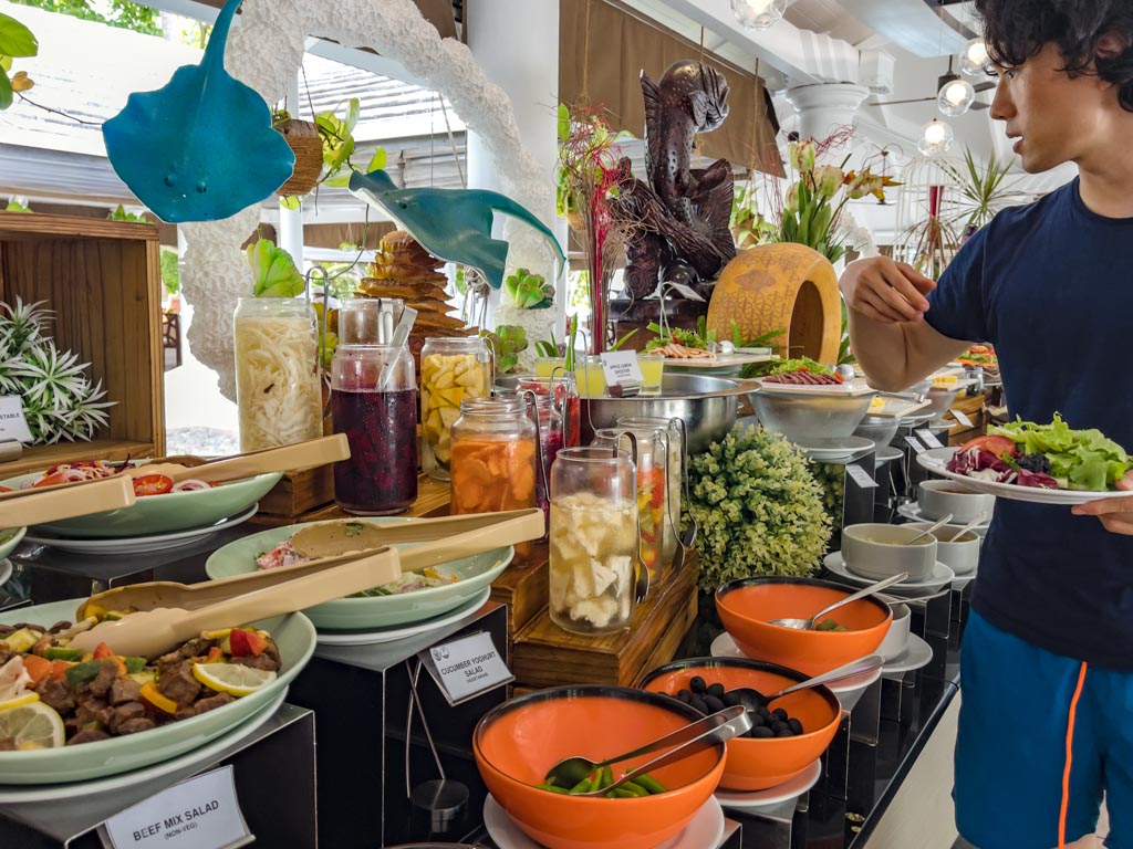 buffet lunch at southern star Villa Park Sun Island Maldives - laugh travel eat
