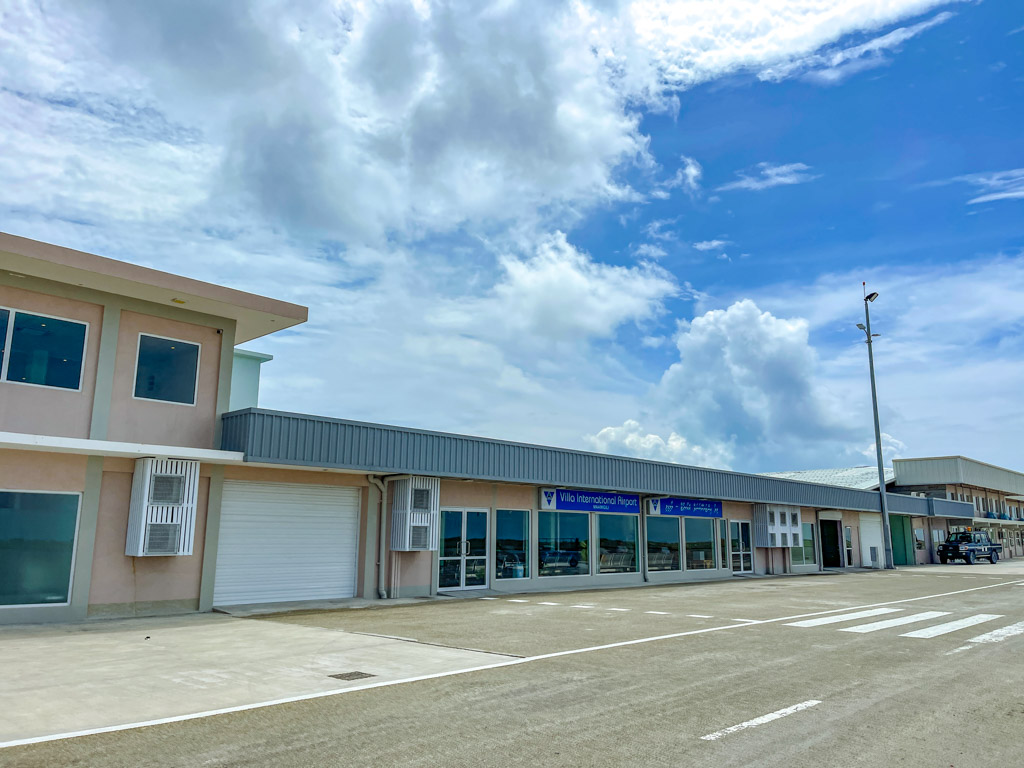 domestic transfer to Villa Park Sun Island Maldives - laugh travel eat