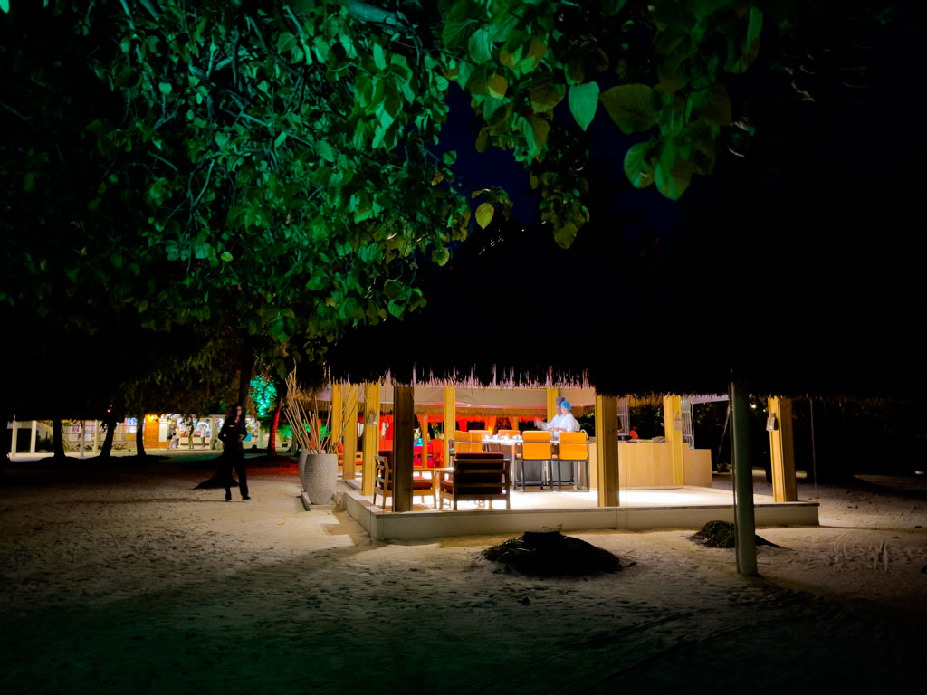 teppanyaki restaurant Villa Park Sun Island Maldives - laugh travel eat