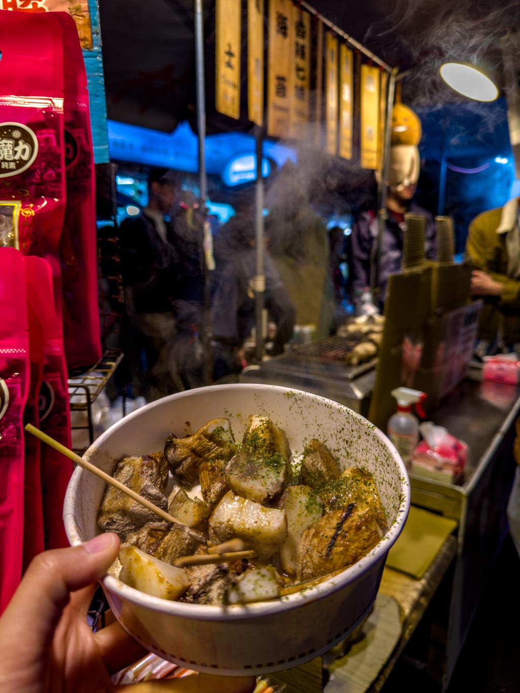 Lim Mama’s Roast Mushroom 林媽媽杏鮑菇 raohe night market taipei taiwan - laugh travel eat