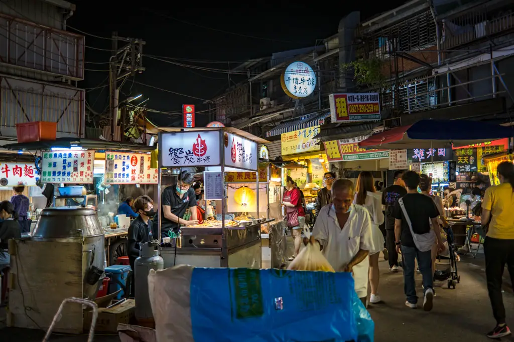 shilin night market taipei taiwan - laugh travel eat