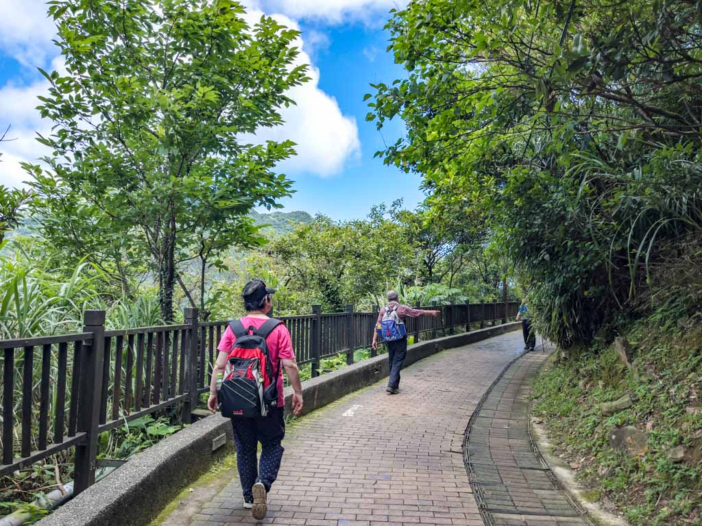 jingashi gold museum to teapot mountain taiwan - laugh travel eat