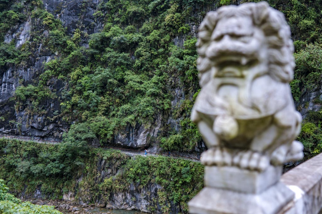 shakadang trail taroko national park hualien taiwan - laugh travel eat