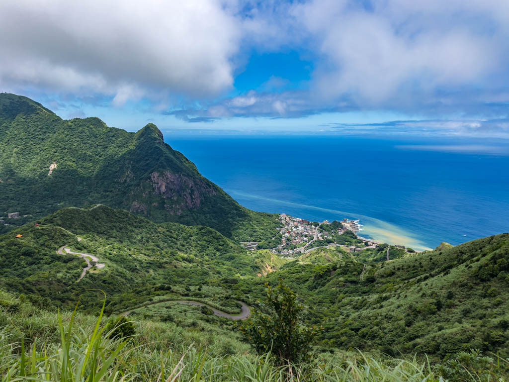 view from pavilion to peak hike teapot mountain hike taiwan - laugh travel eat