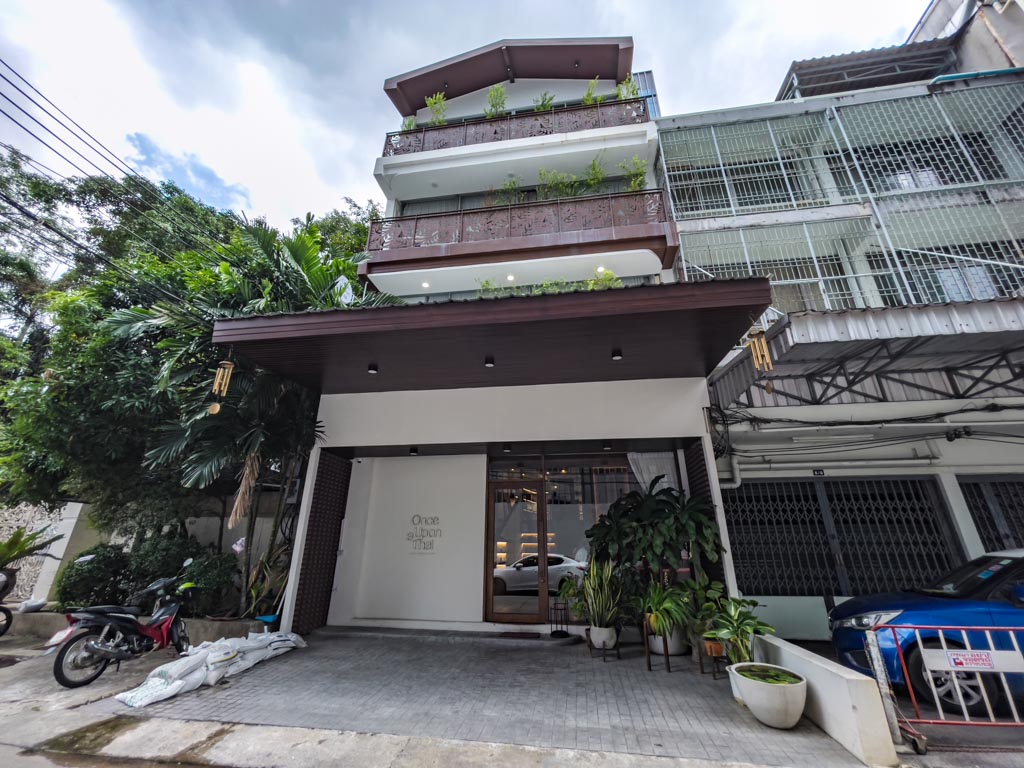 Once Upon a Thai thai massage bangkok thailand - laugh travel eat