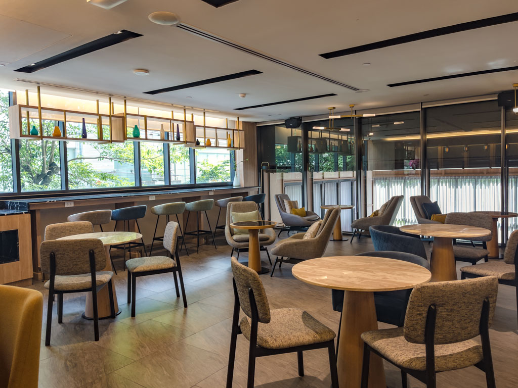 the den staybridge thong lor suites hotel bangkok thailand - laugh travel eat