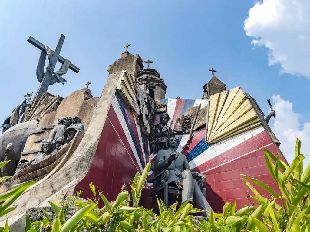 cebu monument cebu city cebu philippines - laugh travel eat