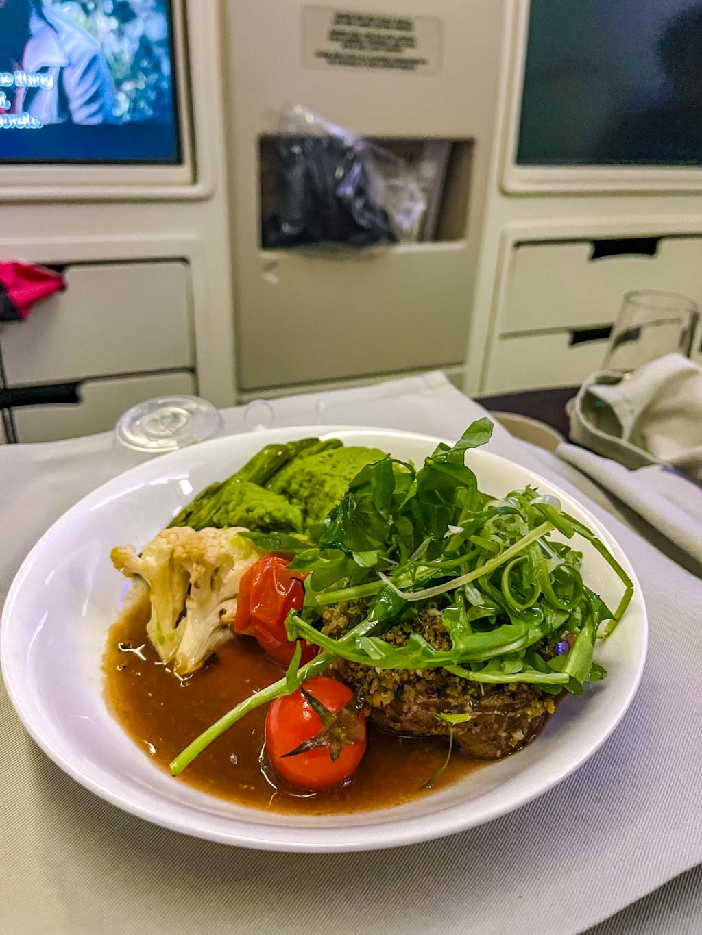 dinner 3-course business class Fiji Airways hong kong to Nadi Fiji - laugh travel eat