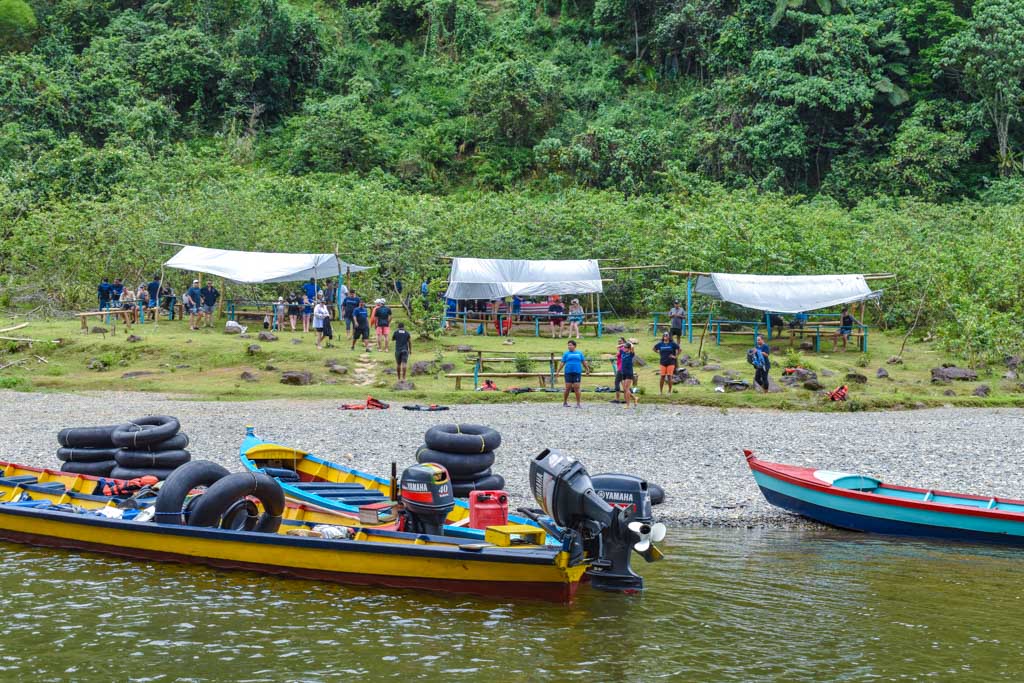 buffet lunch river tubing near Suva Fiji - laugh travel eat
