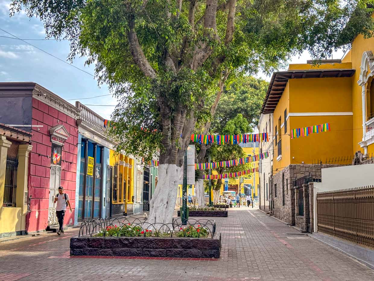 Barranco Lima Peru - laugh travel eat-2