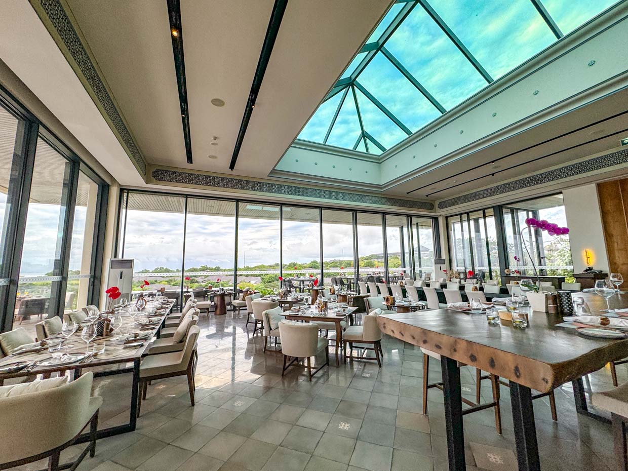 Akasa Restaurant Jumeirah Bali Indonesia - laugh travel eat