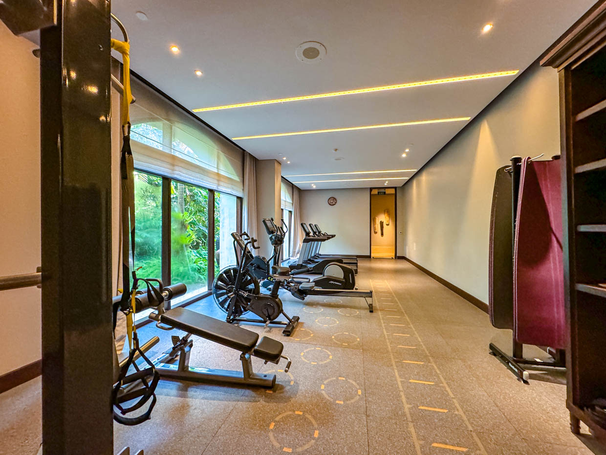 gym in thalia spa Jumeirah Bali Indonesia - laugh travel eat