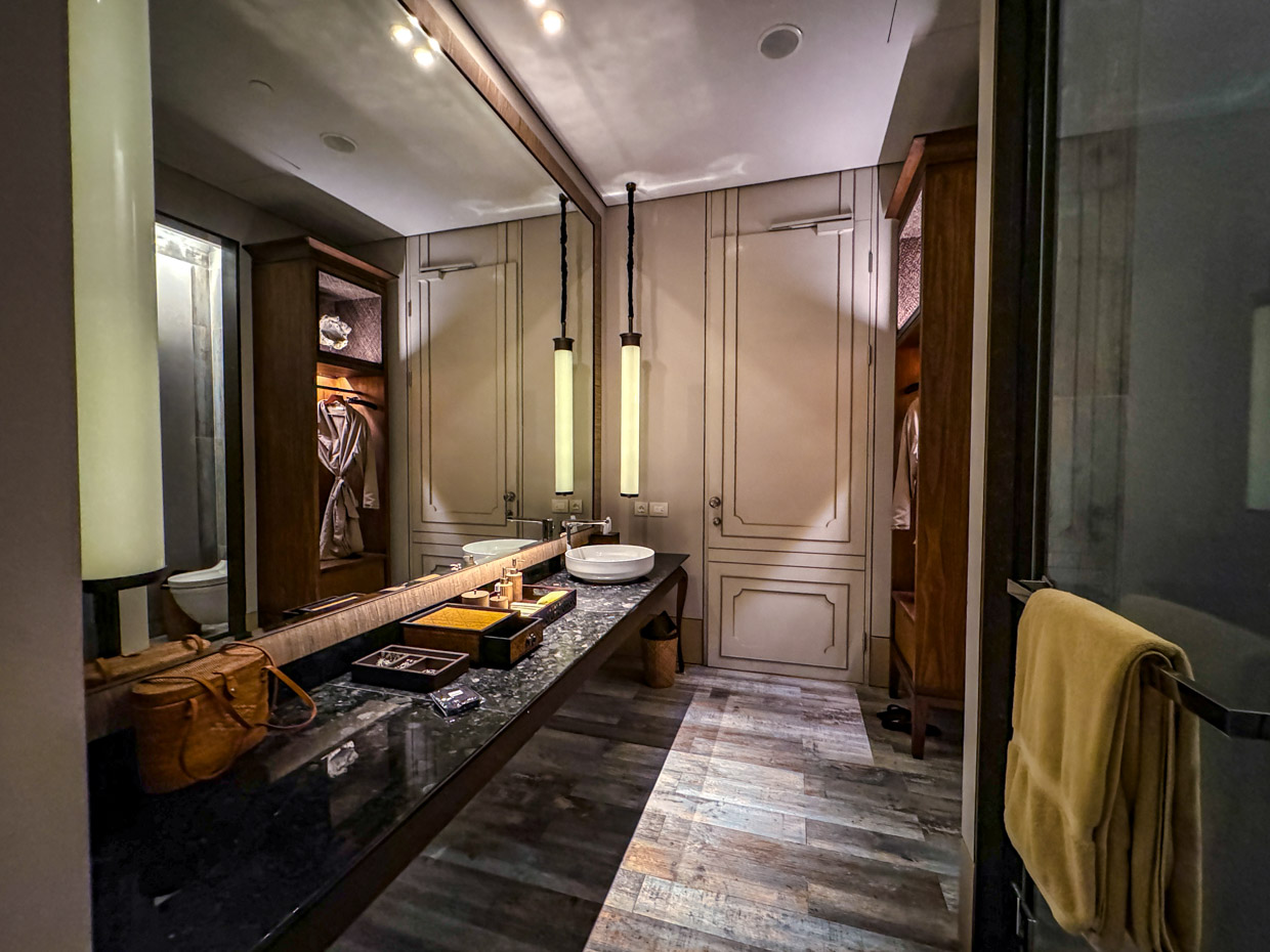 thalia spa Jumeirah Bali Indonesia - laugh travel eat