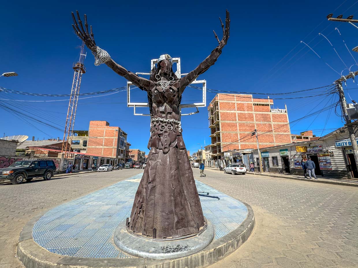 Uyuni Bolivia - laugh travel eat