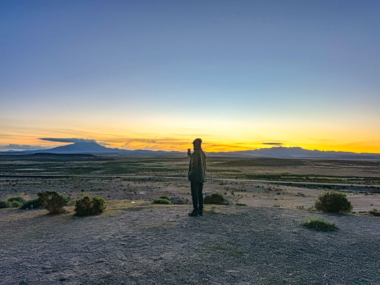 sunrise Todo Tourism Bus to Uyuni La Paz Bolivia - laugh travel eat
