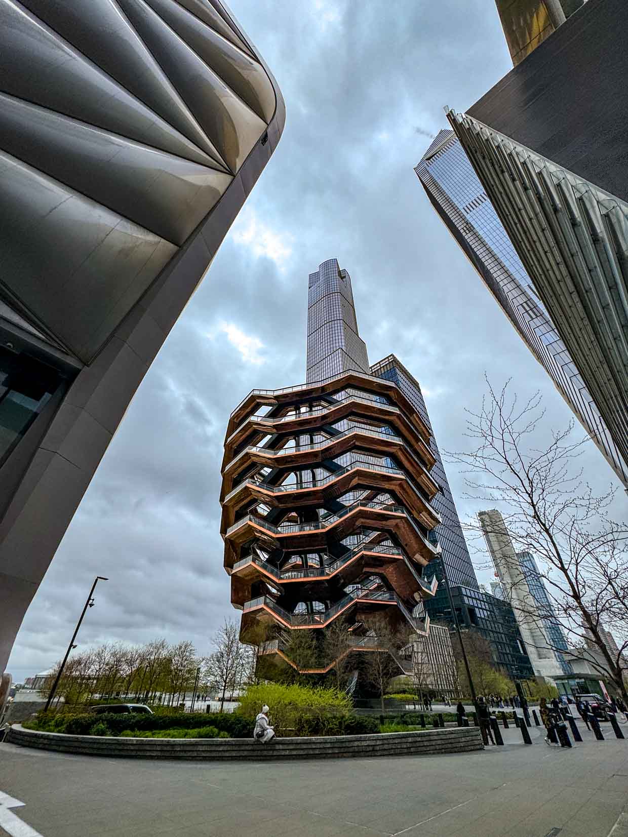 The-Vessels-Hudson-Yards-New-York-USA-laugh-travel-eat