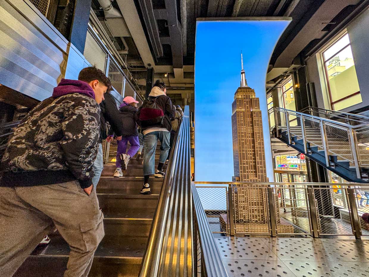 museum Empire State Building New York USA - laugh travel eat