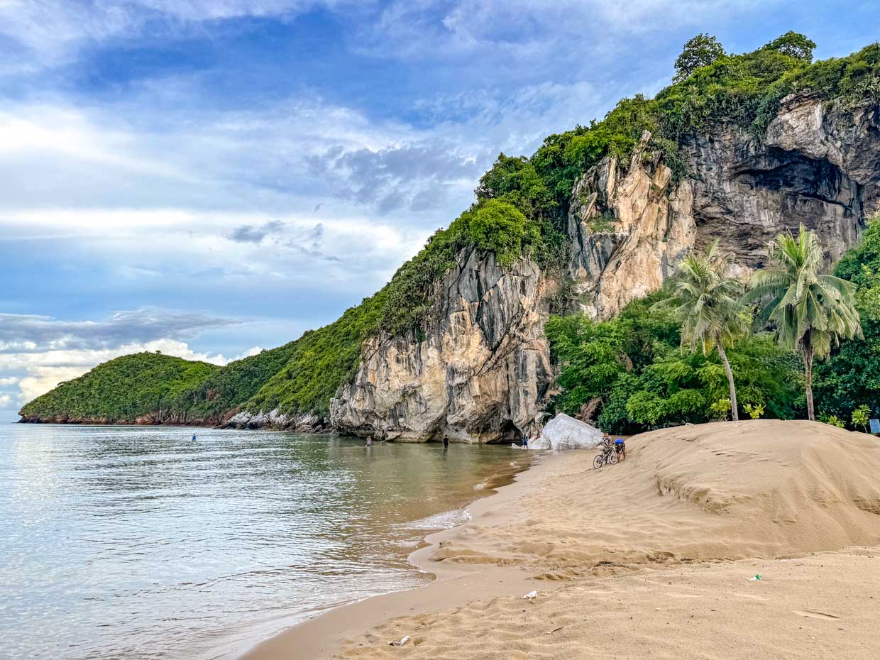 pranburi beach hua hin thailand - laugh travel eat