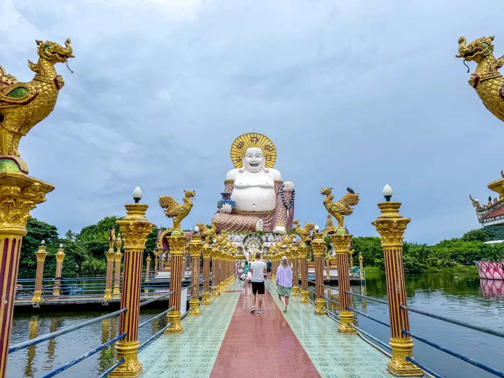 Wat Plai Laem Koh Samu Koh Samui thailand _ laugh travel eat-1
