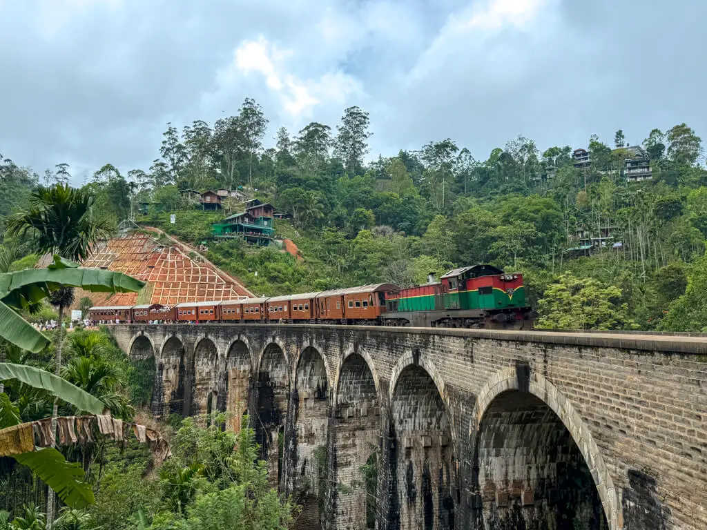 ella train station sri lanka _ laugh travel eat