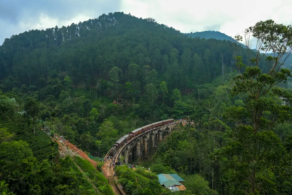 nine arch bridge sri lanka _ laugh travel eat