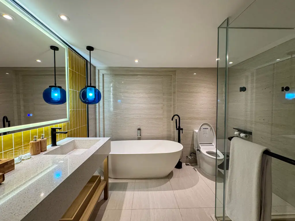 bathroom voco Bali seminyak bali _ laugh travel eat