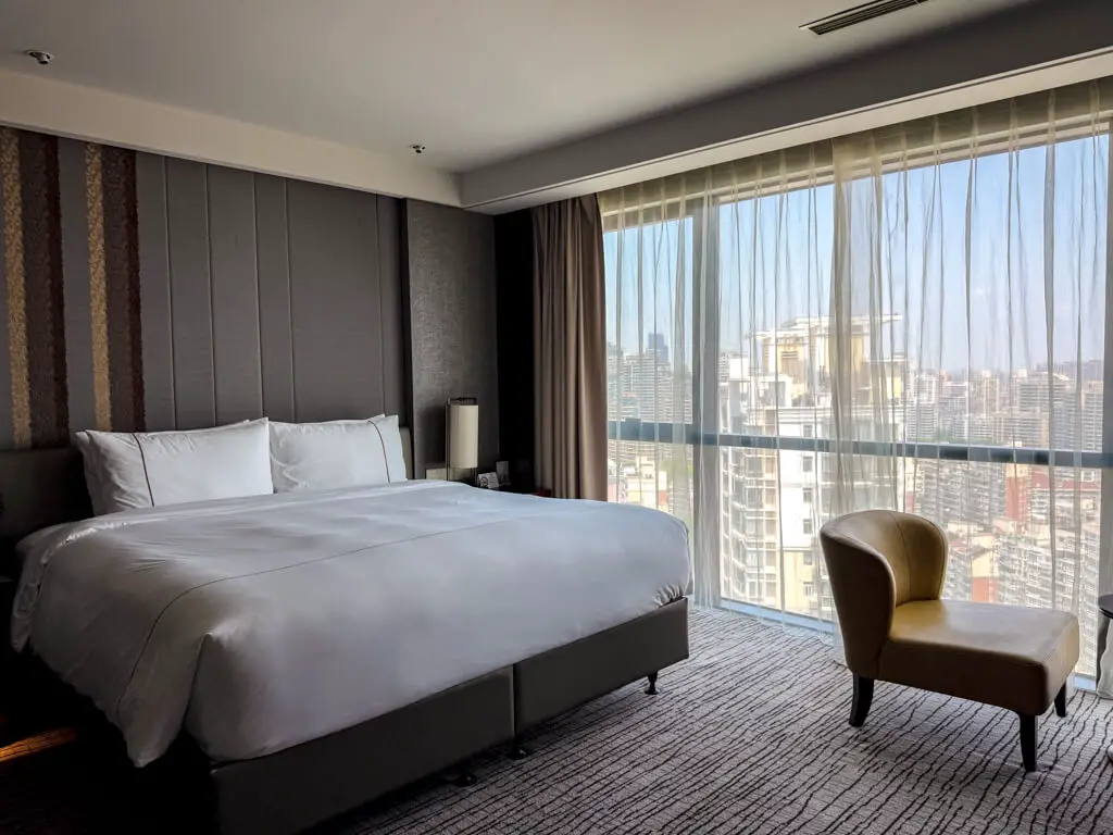 executive suite suite amara hotel shanghai china_ laugh travel eat