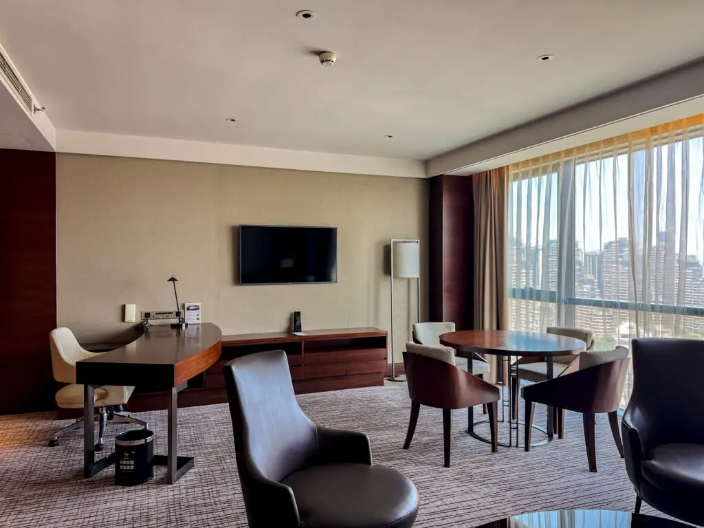 executive suite suite amara hotel shanghai china_ laugh travel eat