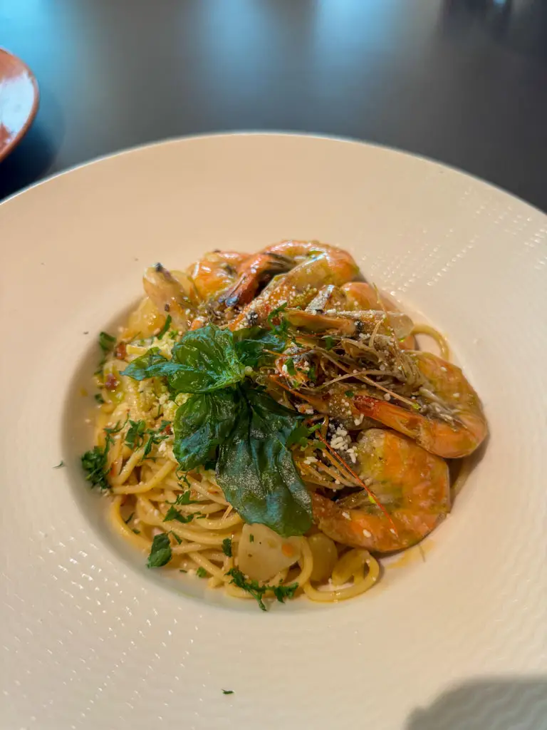 restaurant voco Seminyak Bali seminyak bali _ laugh travel eat