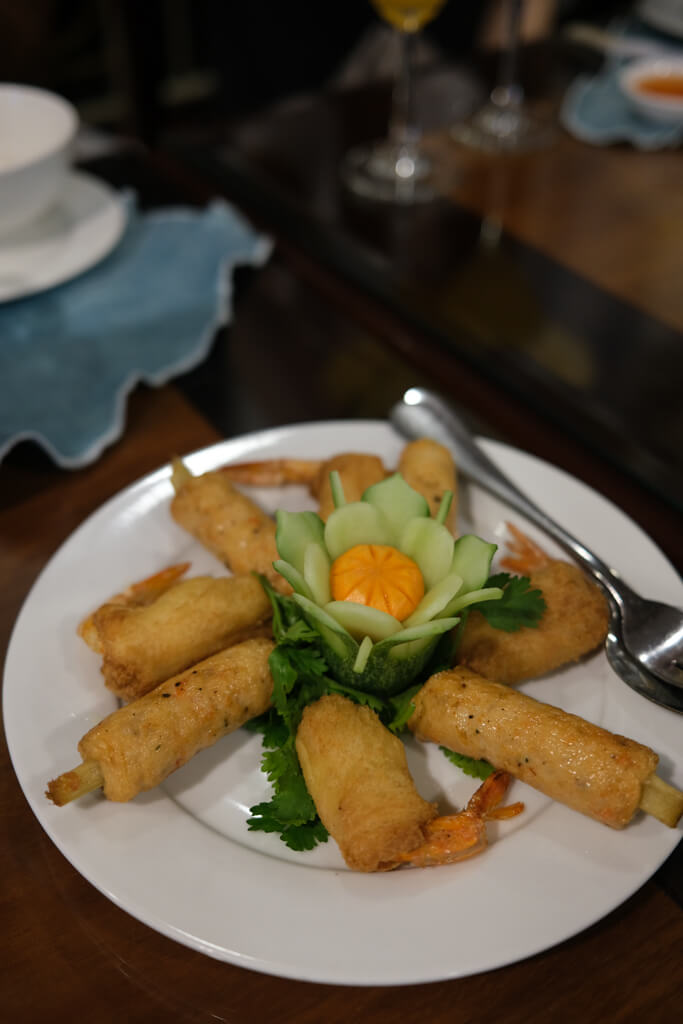 indochina quee dinner cruise Ho Chi Minh City Vietnam _ laugh travel eat