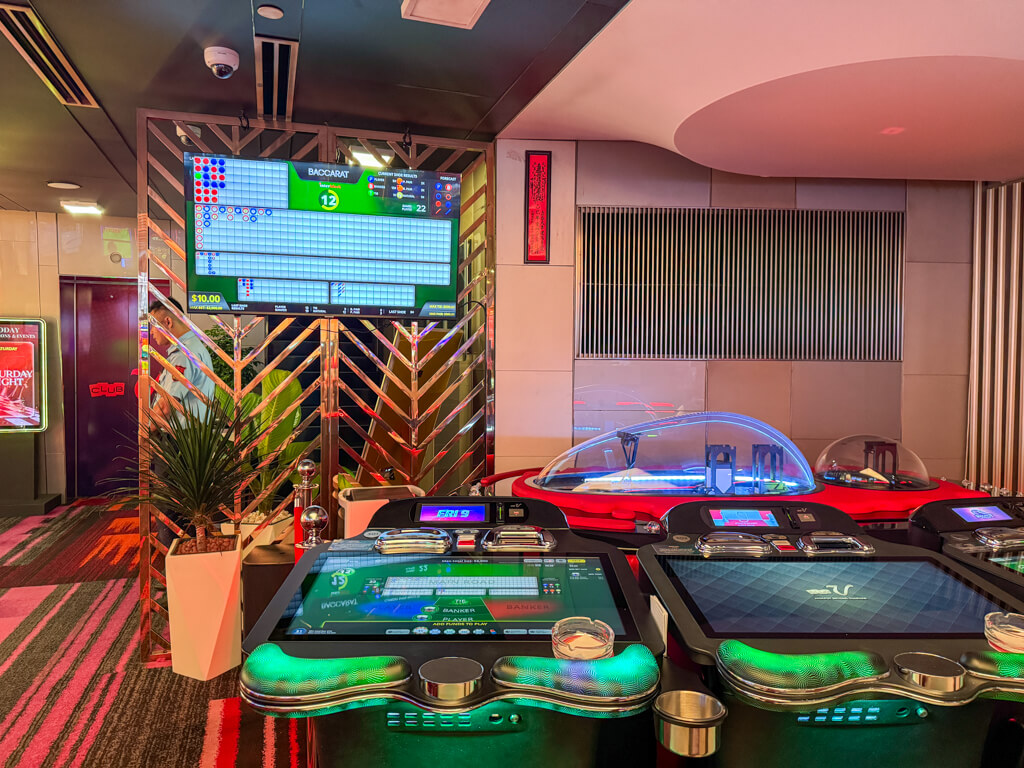 roulette club v e gaming pullman saigon center Ho Chi Minh City Vietnam _ laugh travel eat