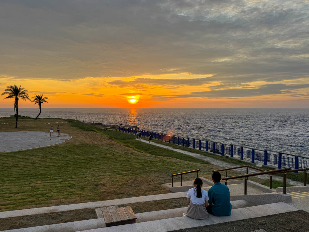 siao sun see sea xiao liuqiuo Taiwan _ laugh travel eat