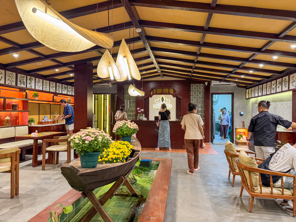 Ha hair spa pullman saigon center Ho Chi Minh City Vietnam _ laugh travel eat