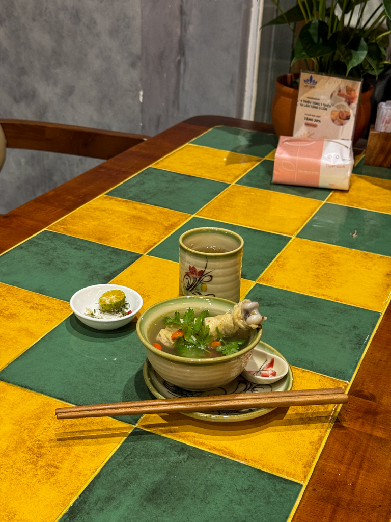 Ha hair spa pullman saigon center Ho Chi Minh City Vietnam _ laugh travel eat