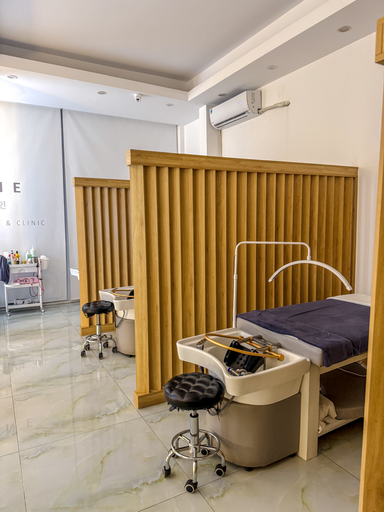 line spa Ho Chi Minh City Vietnam _ laugh travel eat