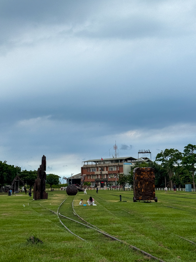 hamasen rail park yanchengpu Kaoshiung Taiwan _ laugh travel eat