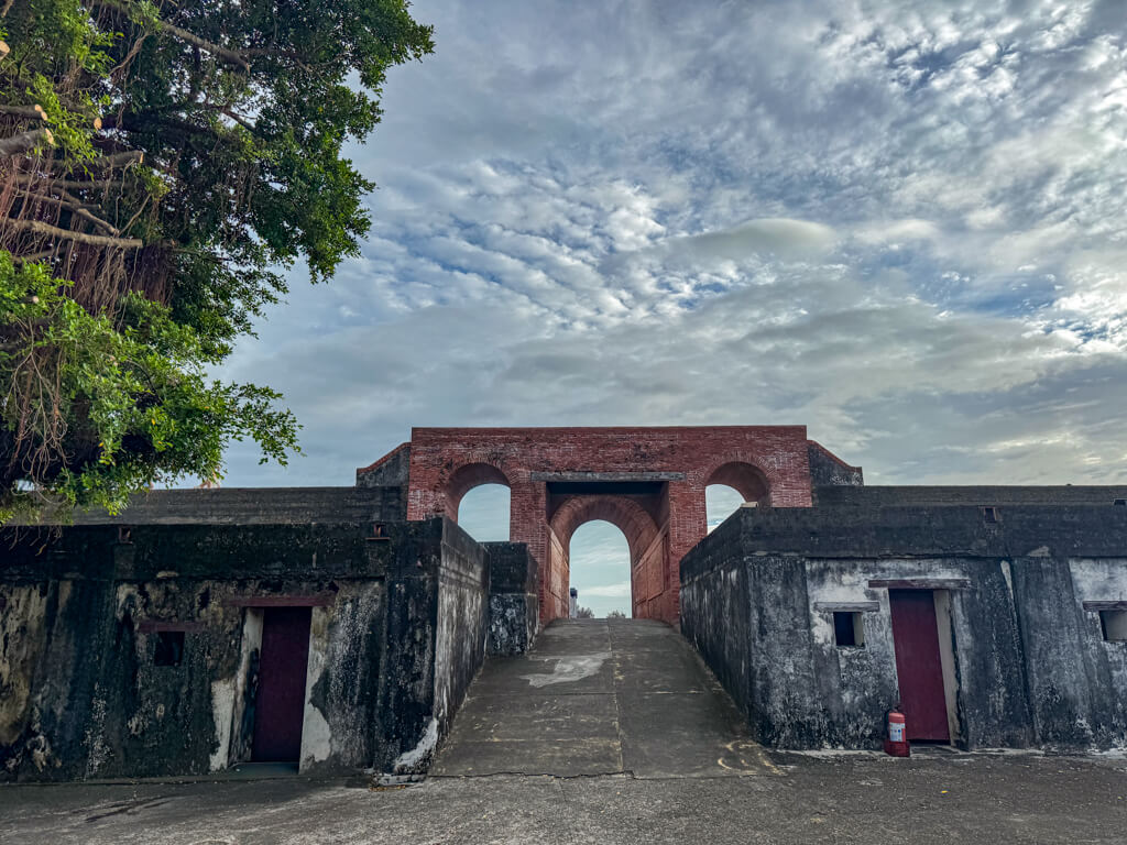 cijin fortress Kaoshiung Taiwan _ laugh travel eat