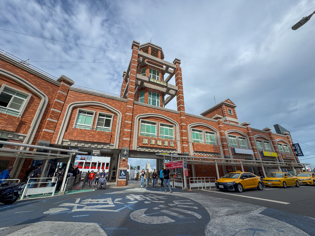 qijin Ferry Pier Station Kaoshiung Taiwan _ laugh travel eat