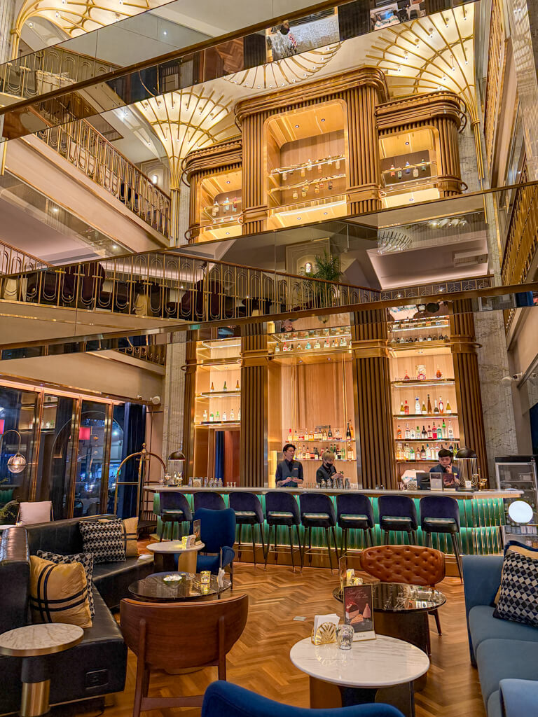 Ailise Bar oku hotel taichung taiwan _ Laugh Travel Eata