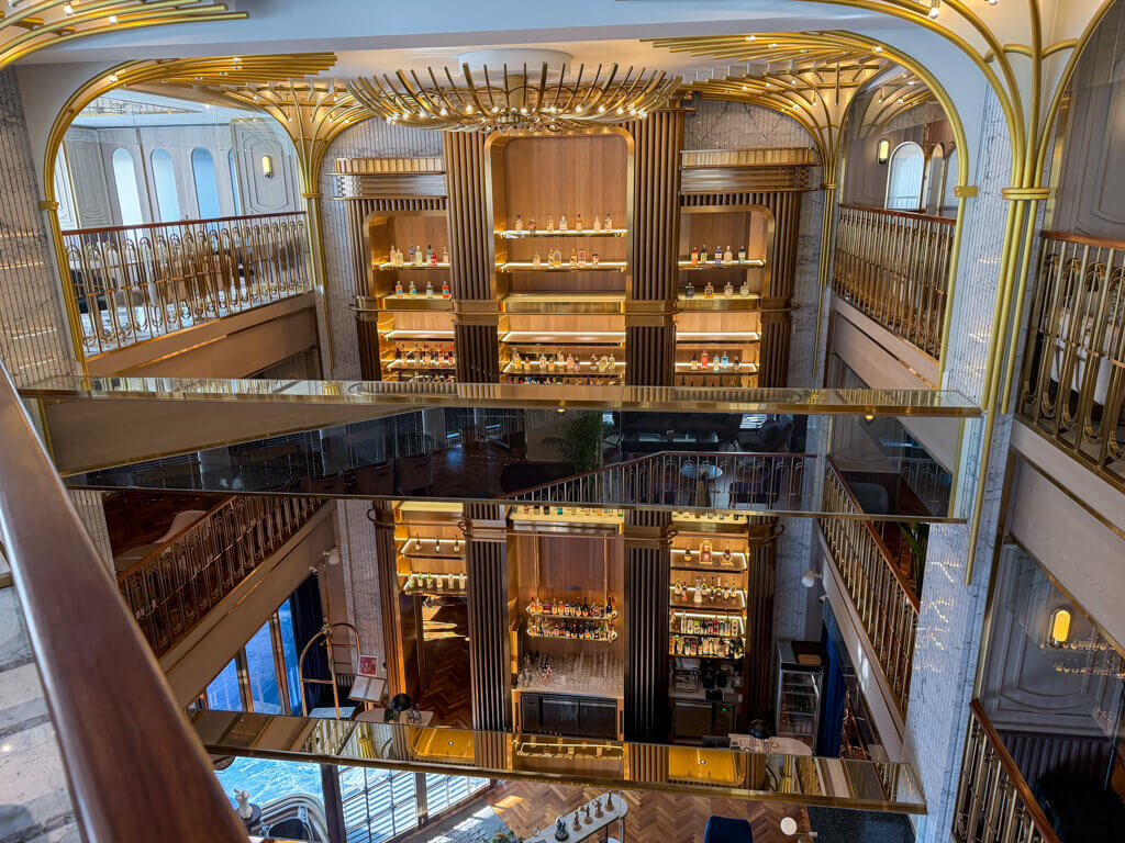 Ailise Bar oku hotel taichung taiwan _ Laugh Travel Eat