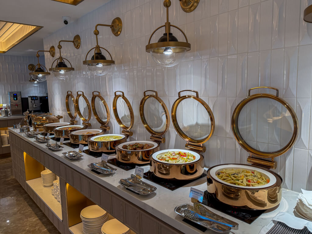 breakfast cooked food selection oku hotel taichung taiwan _ Laugh Travel Eat