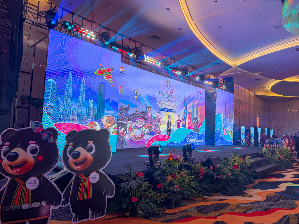 malaysia tourism lunch ASEAN Travel Forum mactan cebu philippines _ laughtraveleat