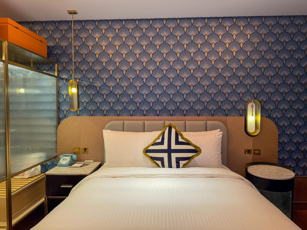 room oku hotel taichung taiwan _ Laugh Travel Eat