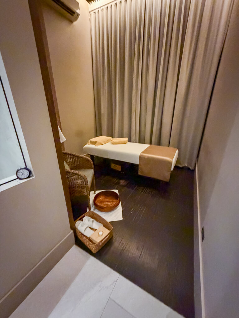 the reef hotel spa mactan cebu philippines _ laughtraveleat